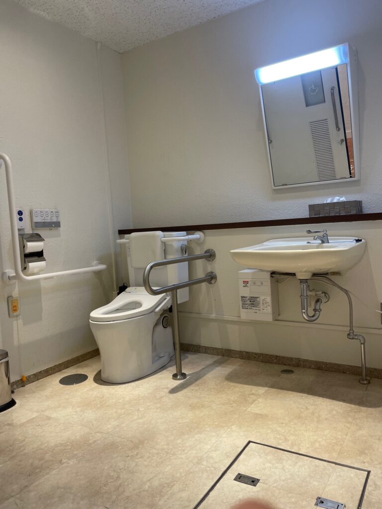 多目的トイレ写真1