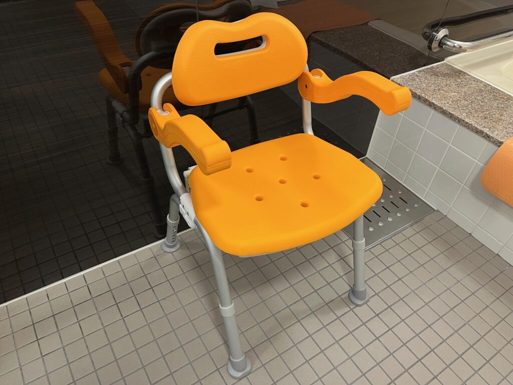 シャワーチェア写真