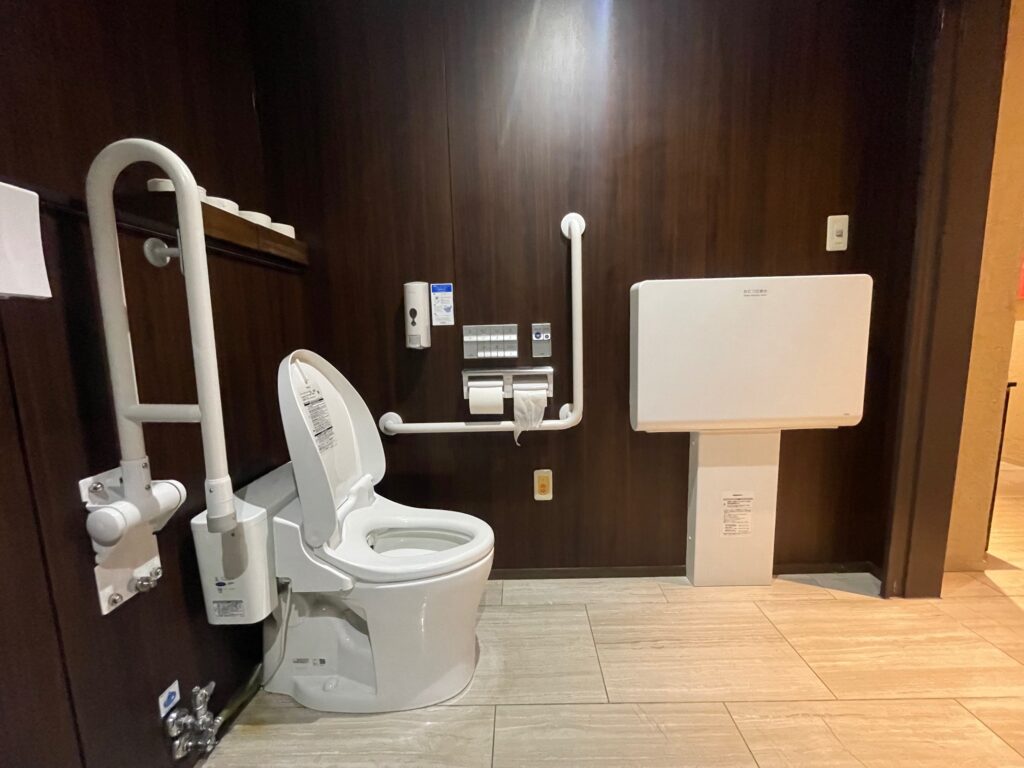 多目的トイレ写真①