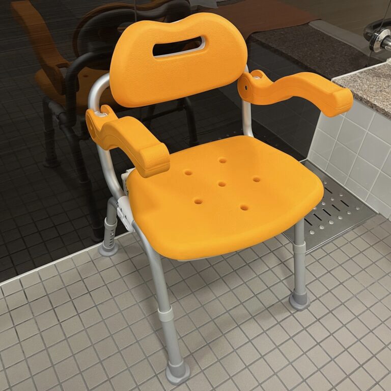 シャワーチェア写真