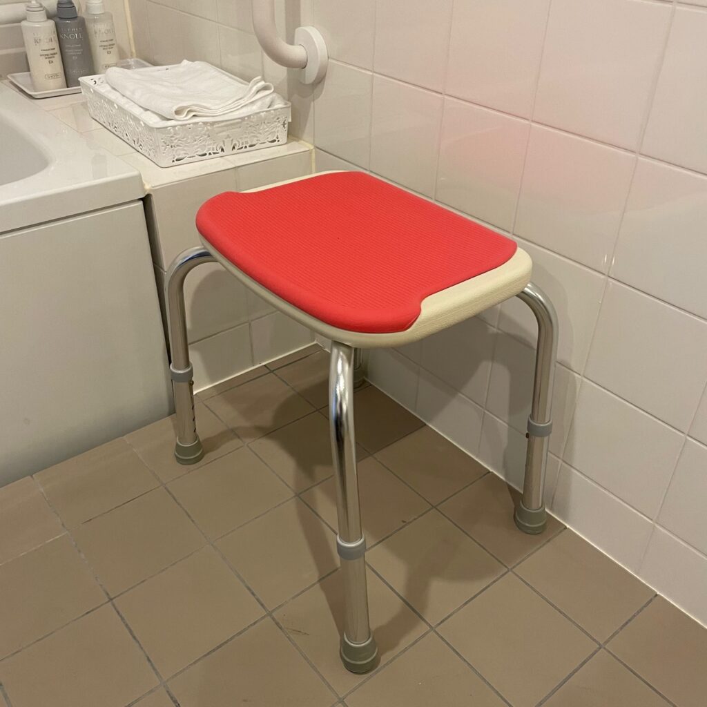 シャワーチェア写真