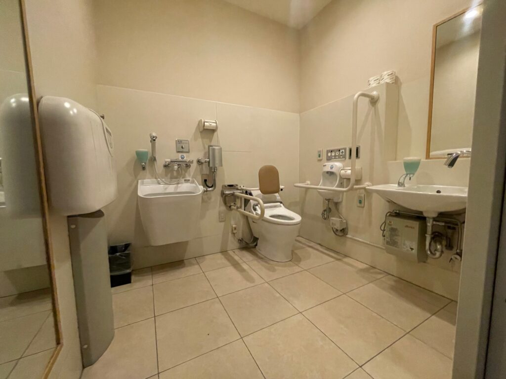 多目的トイレ写真