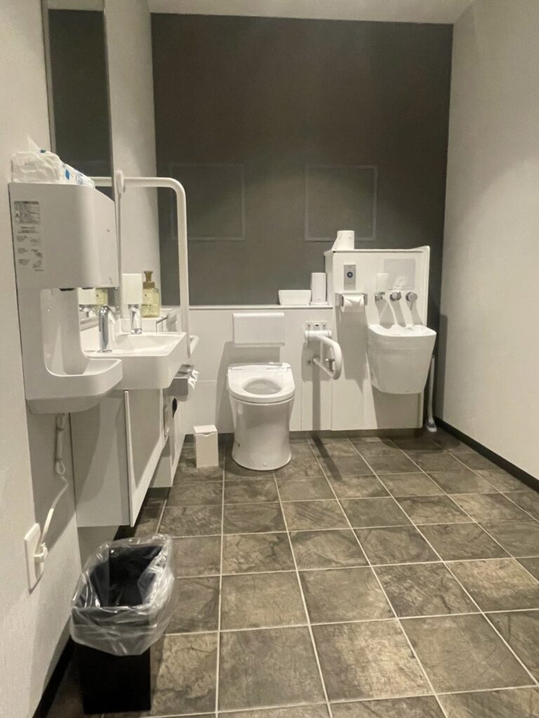 多機能トイレ内
