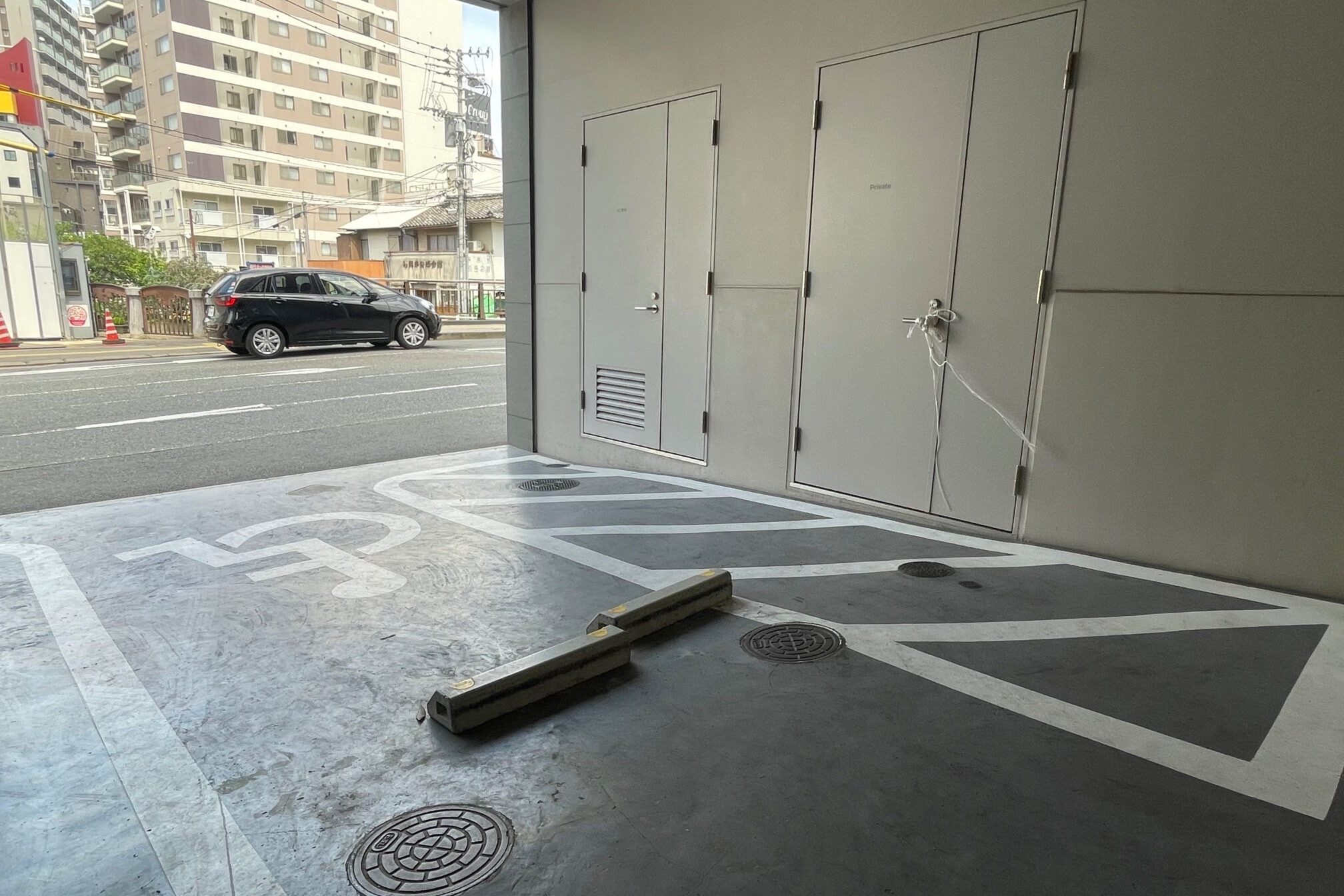 身障者用駐車場