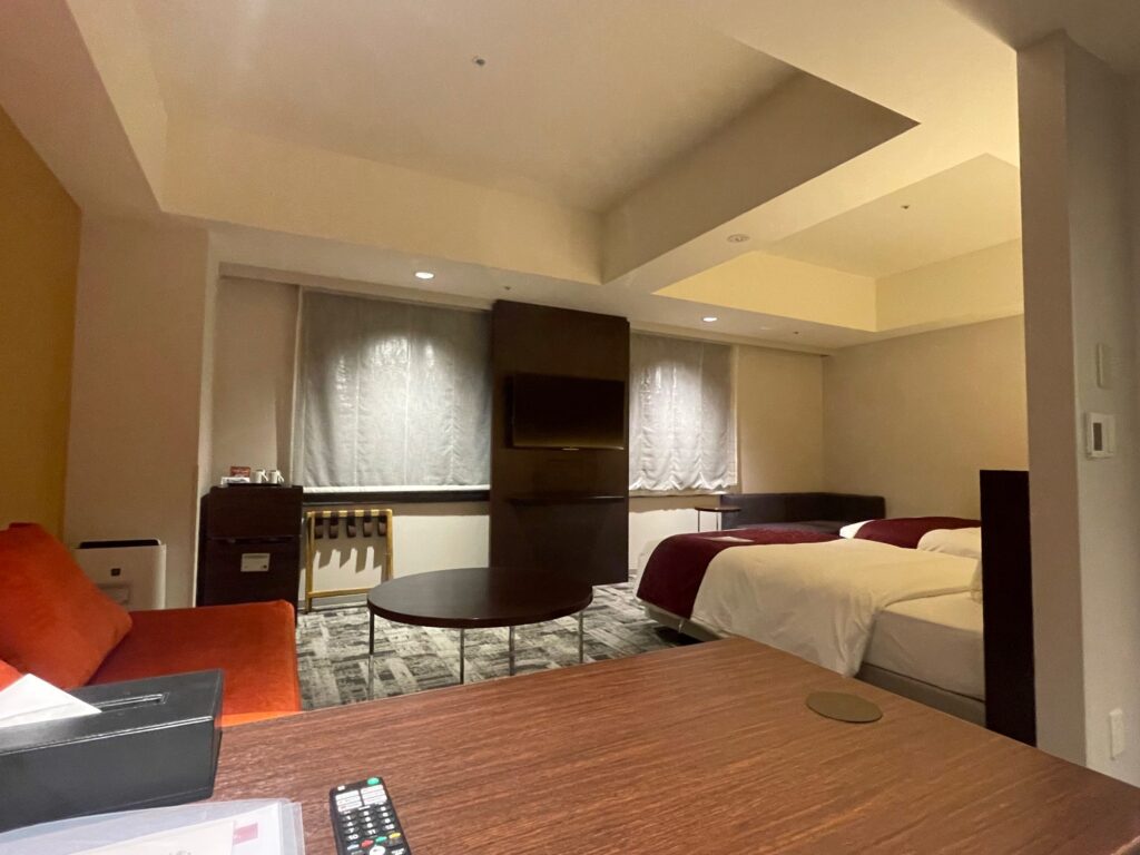 客室全体