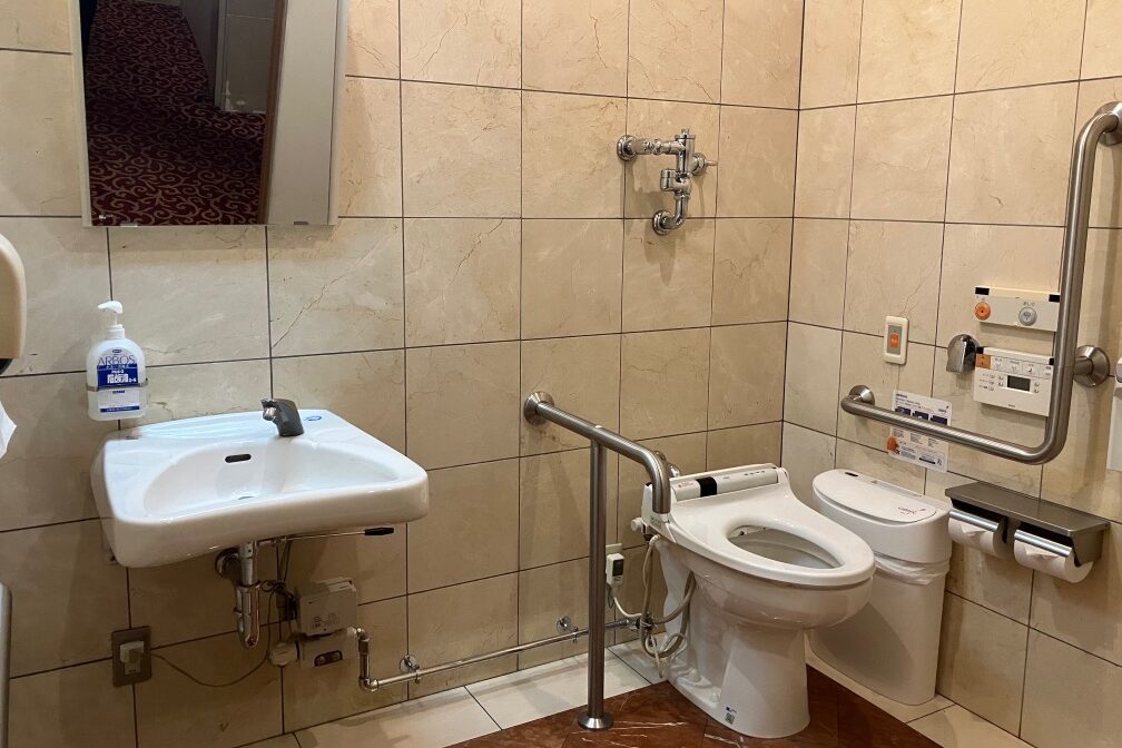 2Fバリアフリートイレ