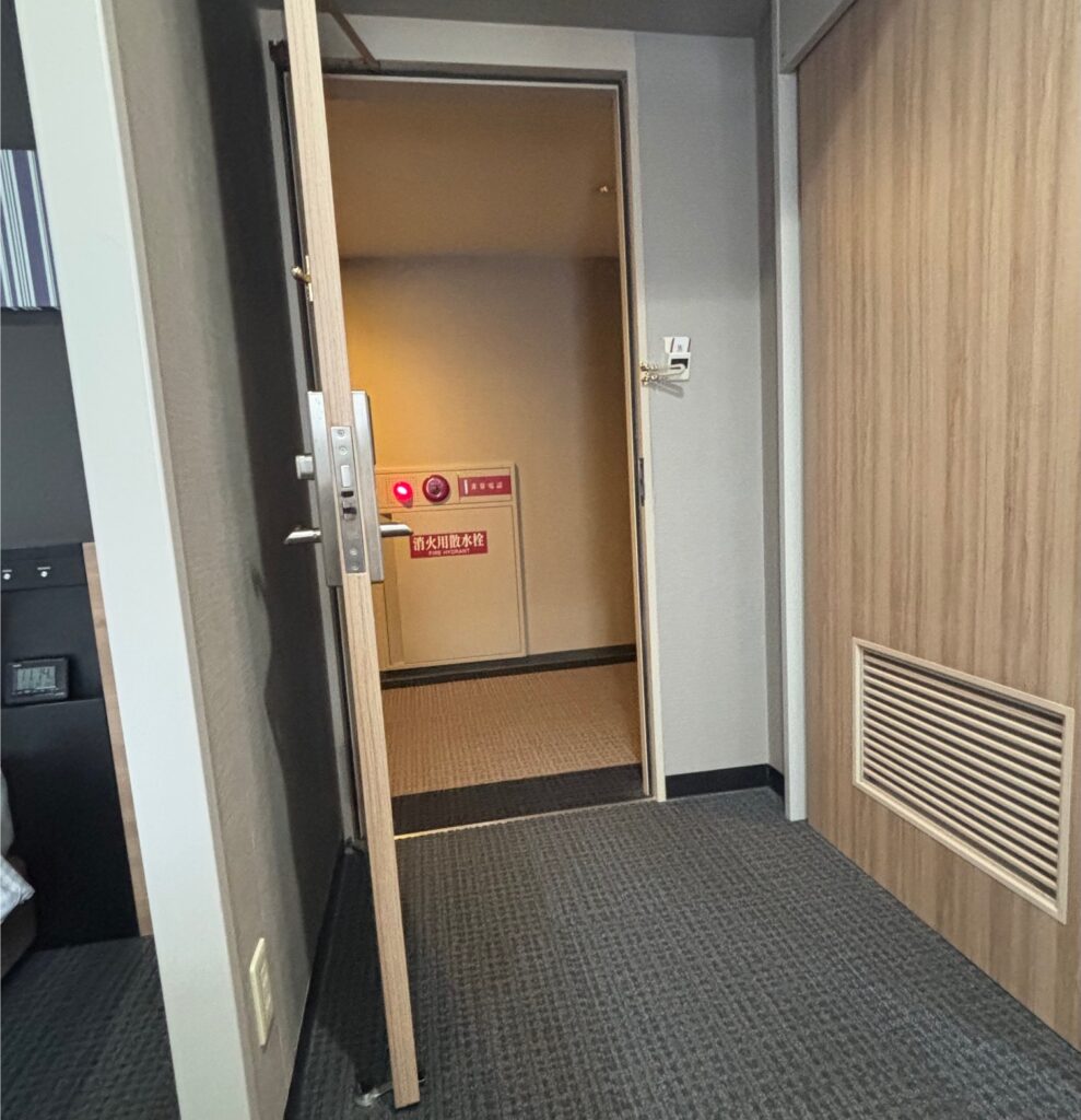 客室内側