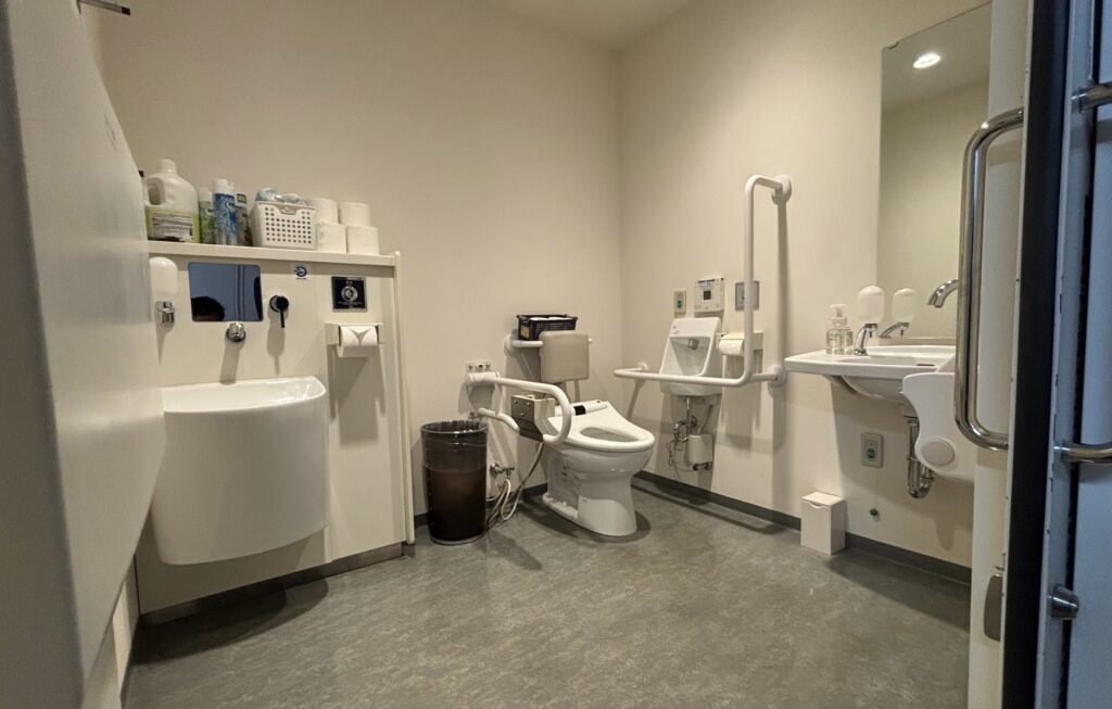 バリアフリートイレ