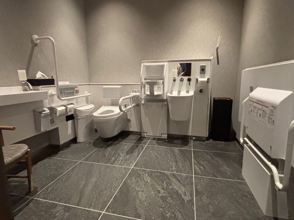 バリアフリートイレ