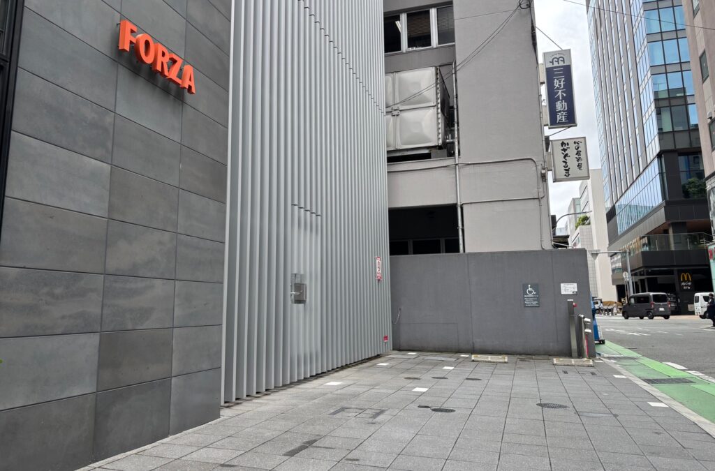 身障者用駐車場